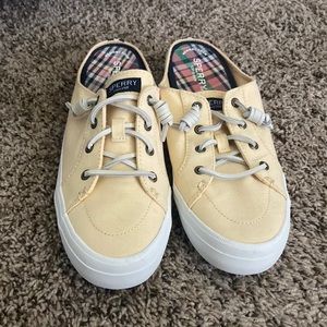 Women’s Sperrys